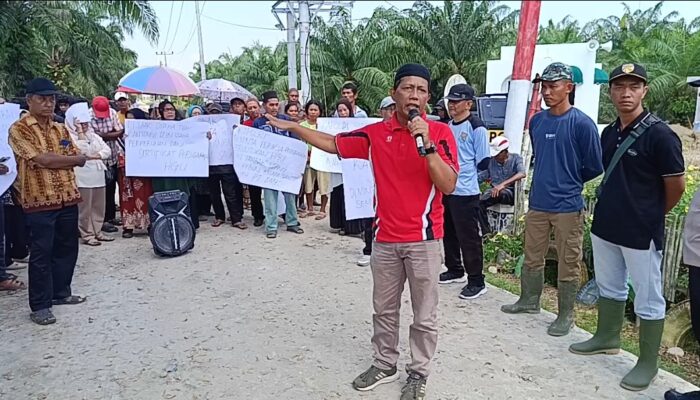 Aksi Damai Petani Plasma Kelompok 80 di Sergai, Tuntut Penertiban Aktivitas PT DMK