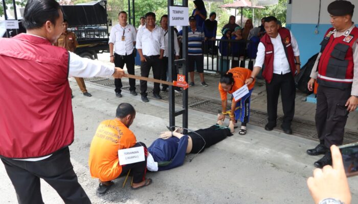 Rekonstruksi 33 Adegan Ungkap Kronologi Tragis Pembunuhan Ibu Rumah Tangga di Sergai