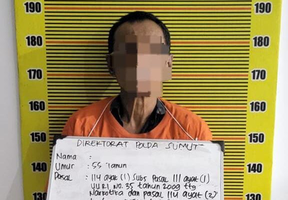 Digerebek Saat Tunggu Pembeli, Pria Paruh Baya di Medan Tembung Simpan Sabu dan Ganja