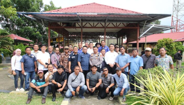 Perkuat Hubungan dengan Insan Pers, PJU Polres Sergai Gelar Diskusi Santai Bersama WMHPSB