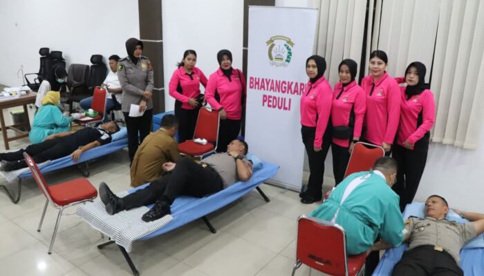 Sambut Hari Bhayangkara ke-80, Polres Sergai Gelar Donor Darah dan Cek Kesehatan Gratis untuk Warga