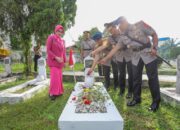 Jelang HUT Bhayangkara ke-80, Polda Sumut Ziarah ke TMP Medan, Warisi Semangat Juang Para Pahlawan