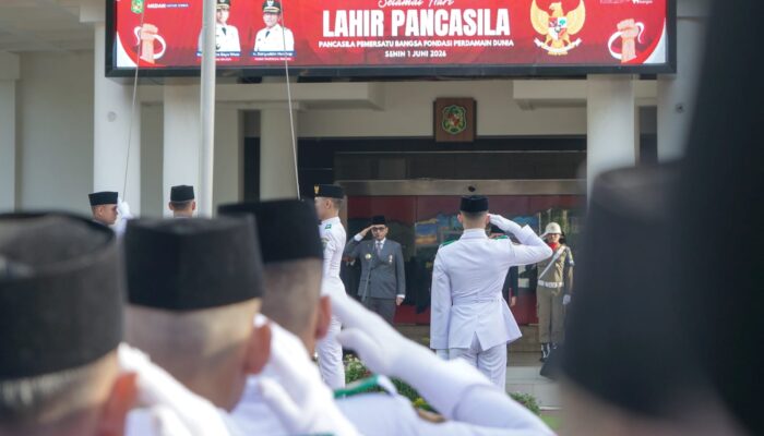 Pimpin Upacara Hari Lahir Pancasila, Wali Kota Medan : Pastikan Pancasila Hidup di Dalam Pikiran dan Pekerjaan Kita