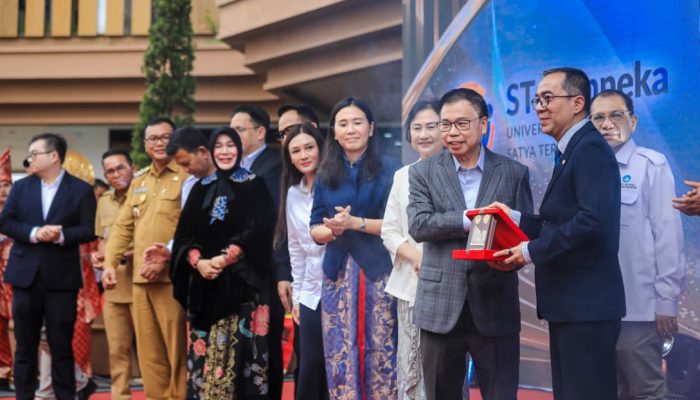 Mendiktisaintek Resmikan Universitas Satya Terra Bhinneka, Wakil Wali Kota Medan Berharap Jadi Jembatan Sukses Anak Kurang Mampu