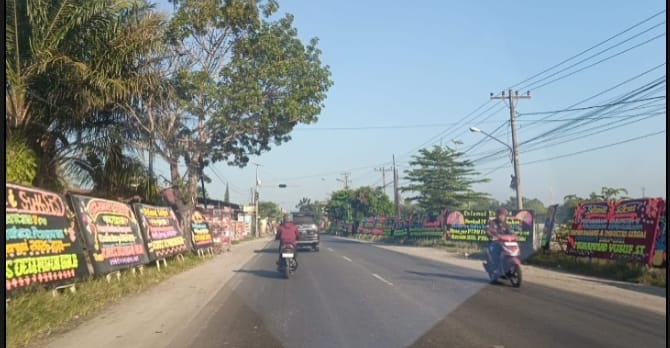 Papan Bunga Muskab Kadin Sergai Banjiri Lokasi Perbaungan Serdang Bedagai
