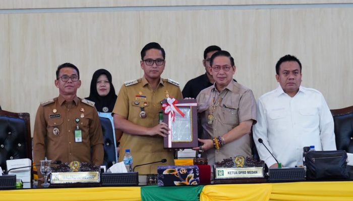 Ranperda Pertanggungjawaban Pelaksanaan APBD TA 2025 Disetujui, Wali Kota Medan Apresiasi Sinergitas Antara Legislatif dan Eksekutif