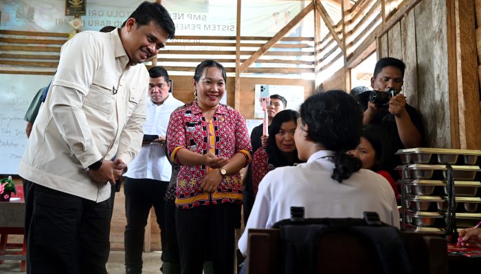 Gubernur Bobby Nasution Wujudkan Impian SMPN 4 Sitolu Ori Miliki Gedung Permanen