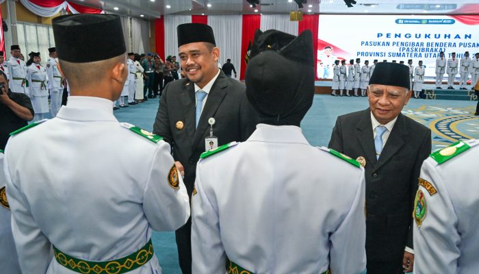 Bobby Nasution Kukuhkan 74 Paskibraka Sumut, Tekankan Peran sebagai Teladan Persatuan