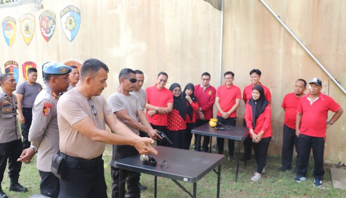 Pererat Sinergi, Polres Sergai dan Pengadilan Agama Gelar Latihan Menembak Bersama