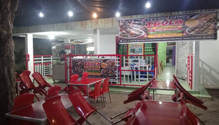 Sensasi Nongkrong di Cafe Idola Firdaus, Menu Bersahabat dan Kopinya Bikin Betah