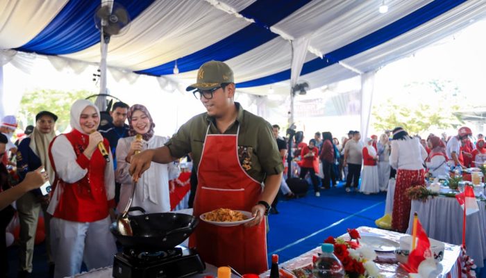 Semarak Korpri Gebyar Kemerdekaan RI Makin Meriah, Rico Waas dan Zakiyuddin Harahap Ikut Lomba Memasak Nasi Goreng
