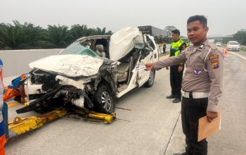 Kecelakaan Maut di Tol Medan-Tebing Tinggi KM 66, Innova Hantam Truk Tangki, Satu Penumpang Tewas