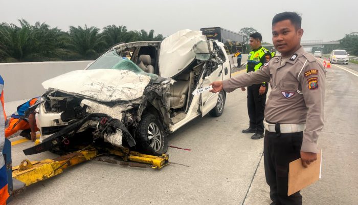 Kecelakaan Maut di Tol Medan-Tebing Tinggi KM 66, Innova Hantam Truk Tangki, Satu Penumpang Tewas