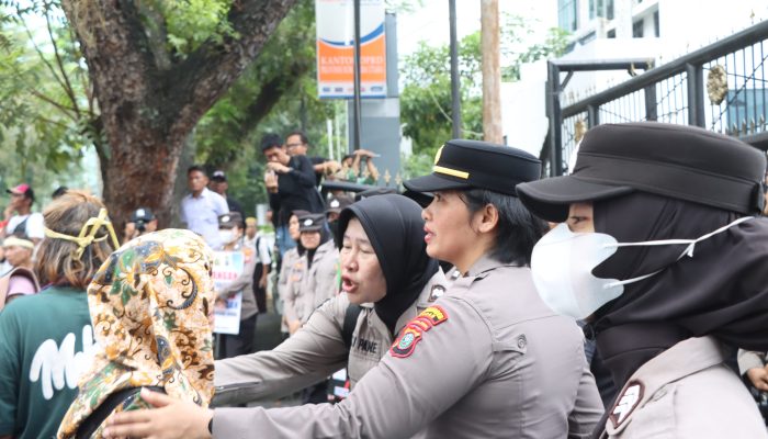 Aksi Damai di DPRD Sumut Berjalan Tertib, Kapolda Apresiasi Peserta yang Sampaikan Aspirasi