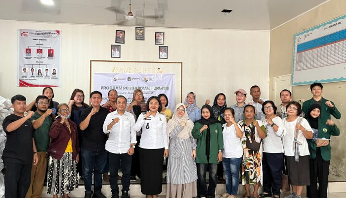 Dari Lubang Kecil untuk Masalah Besar: Dosen FISIP USU Ajak Warga Cinta Damai Kelola Sampah Organik dan Tekan Risiko Banjir