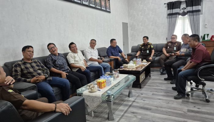 FORWAKA Sergai Temui Kajari Baru Rahmad Isnaini, Perkuat Sinergi dan Kemitraan Pers