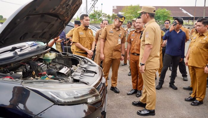 Rico Waas Mulai Pemeriksaan Seluruh Kendaraan Dinas dan