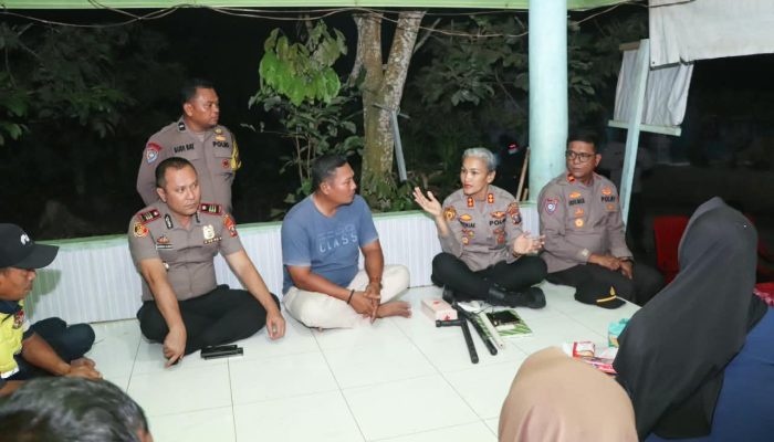 Pererat Kedekatan dengan Masyarakat, Kapolres Sergai Tinjau Pos Kamling di Desa Simpang Empat