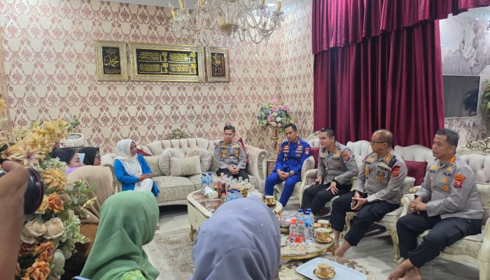 Silaturahmi ke Majelis Taklim Halimah, Kapolda Sumut Tekankan Pentingnya Kolaborasi Jaga Keamanan