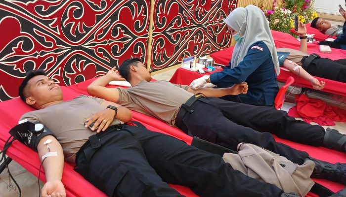 HUT ke-75 Humas Polri, Polda Sumut Kumpulkan 148 Kantong Darah untuk Bantu Sesama
