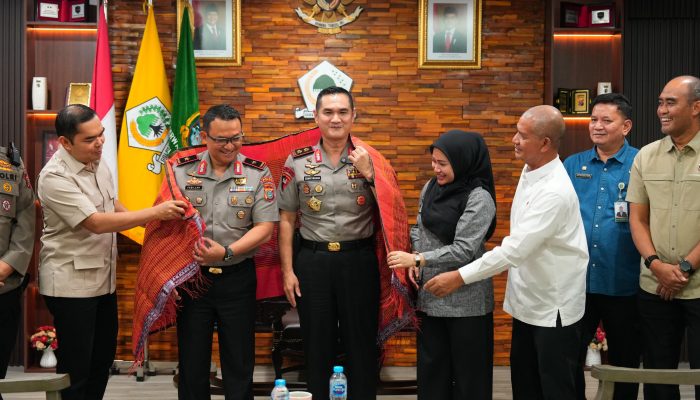 Sambangi DPRD Sumut, Kapolda Sonny Irawan Ajak Semua Elemen Bersatu Jaga Kamtibmas