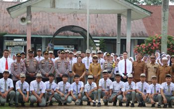 Kapolres Sergai Jadi Pembina Upacara di SMAN 1 Sei Rampah, Ajak Pelajar Jauhi Narkoba dan Judi Online